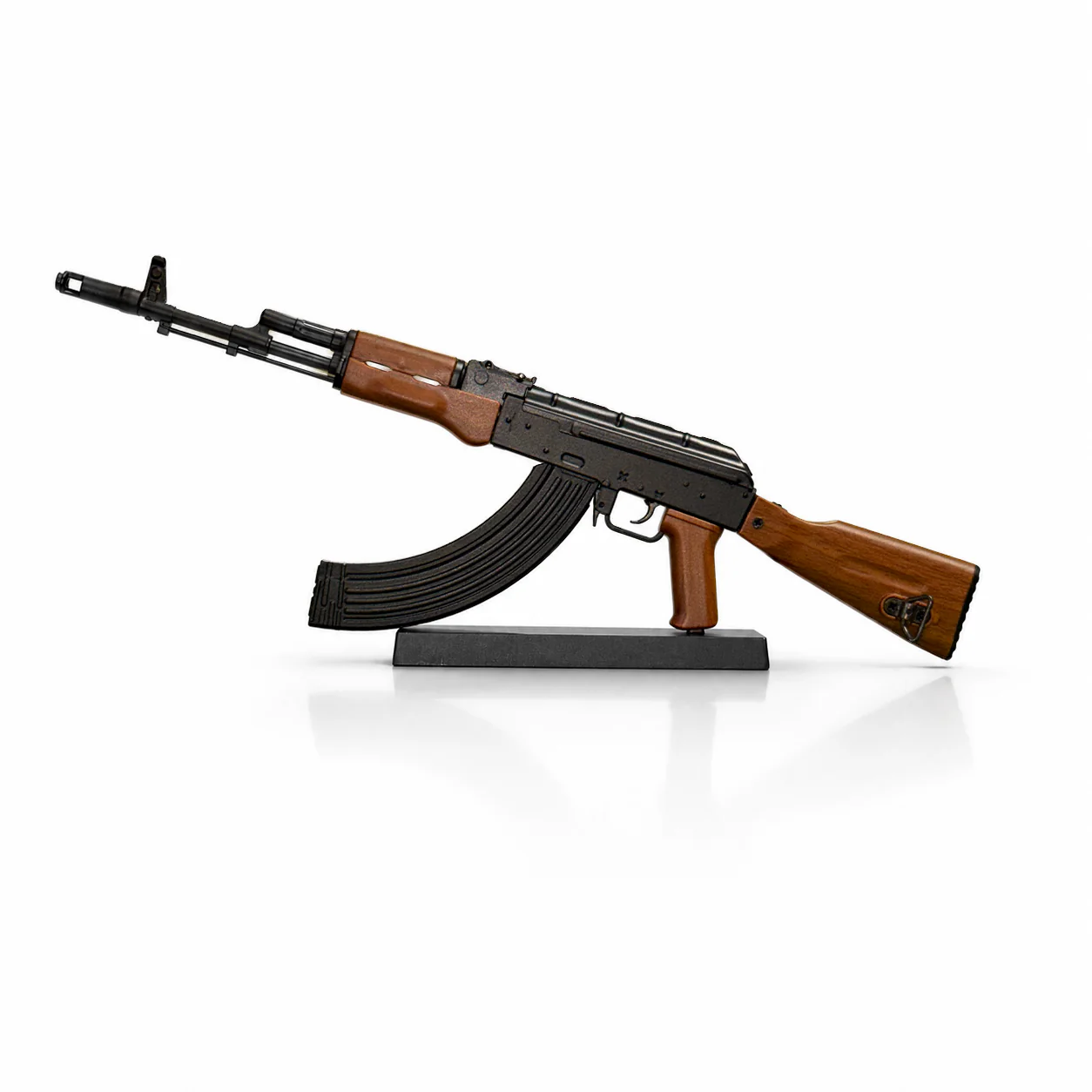 AK Banana Mag - Image 2