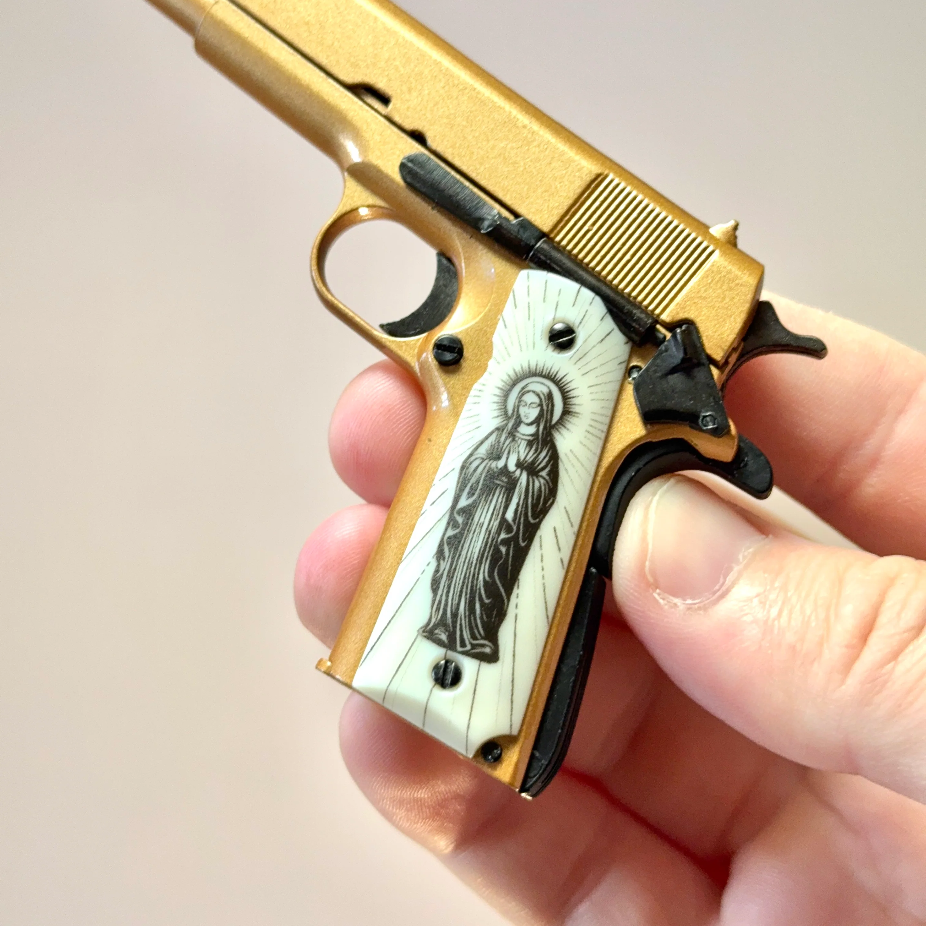 Gold 1911 'El Jefe' Limited Edition Model - Image 6