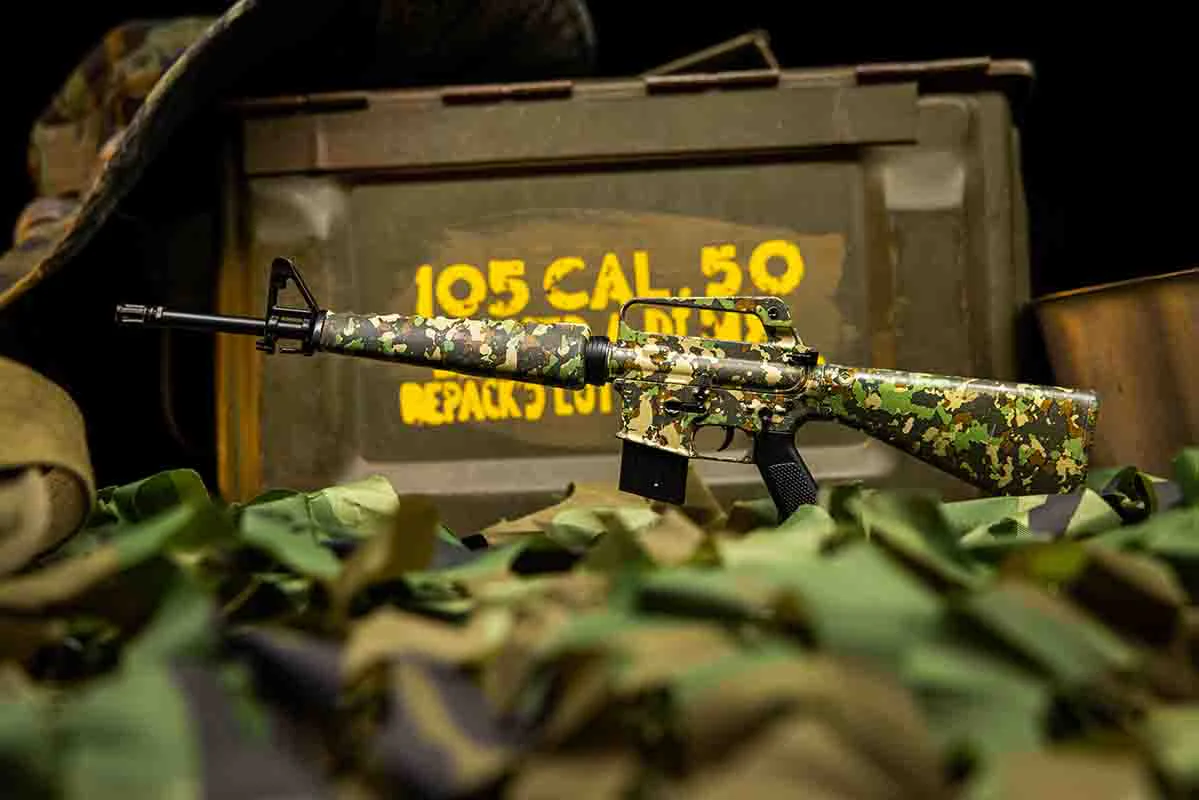 Mini M16A1 1:3 Scale Model - Camo - Image 3