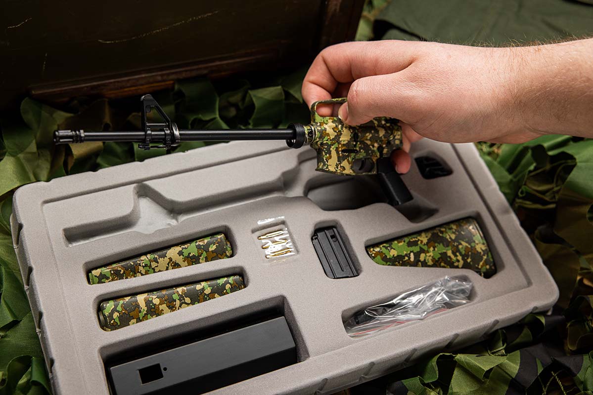 Mini M16A1 1:3 Scale Model - Camo - Image 4