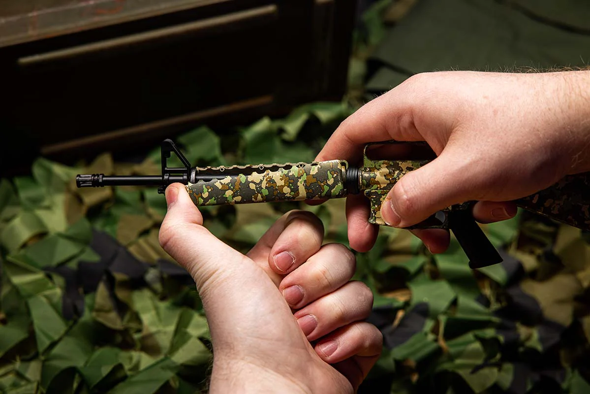 Mini M16A1 1:3 Scale Model - Camo - Image 5