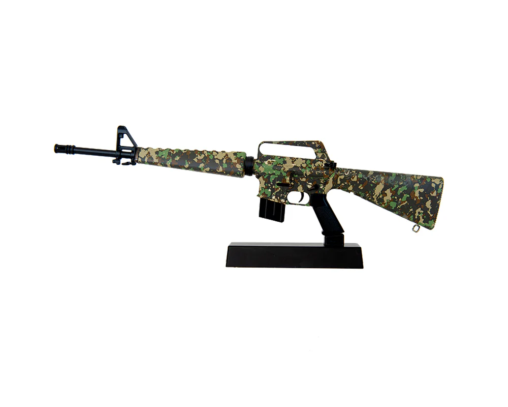 Mini M16A1 1:3 Scale Model - Camo - Image 8