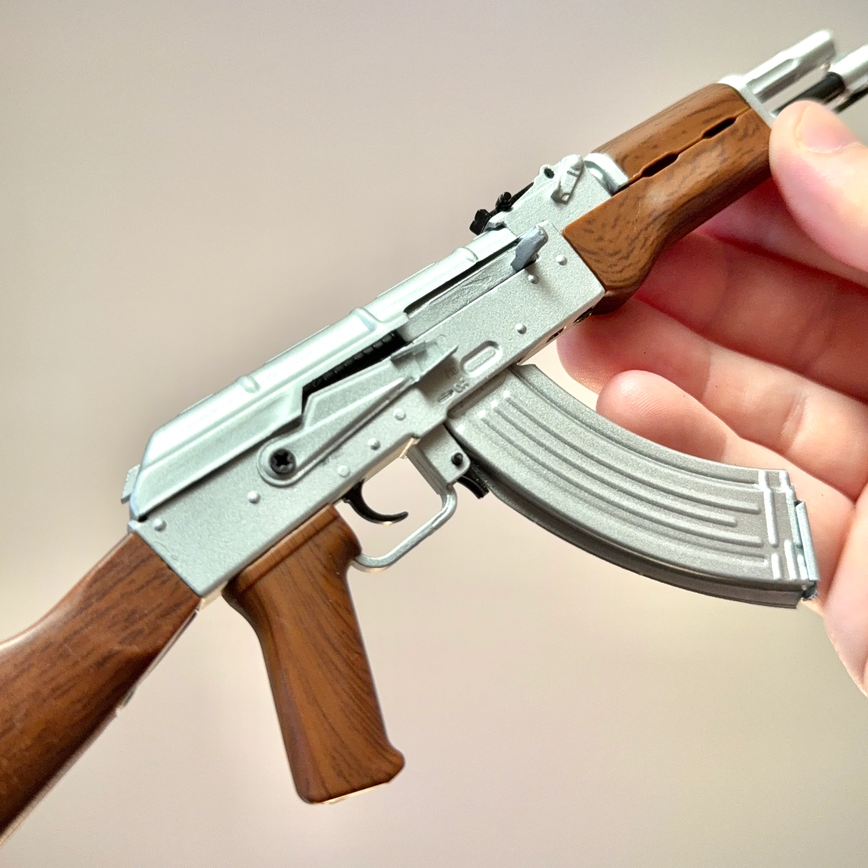Silver AK-47 Limited Edition Model - Image 6