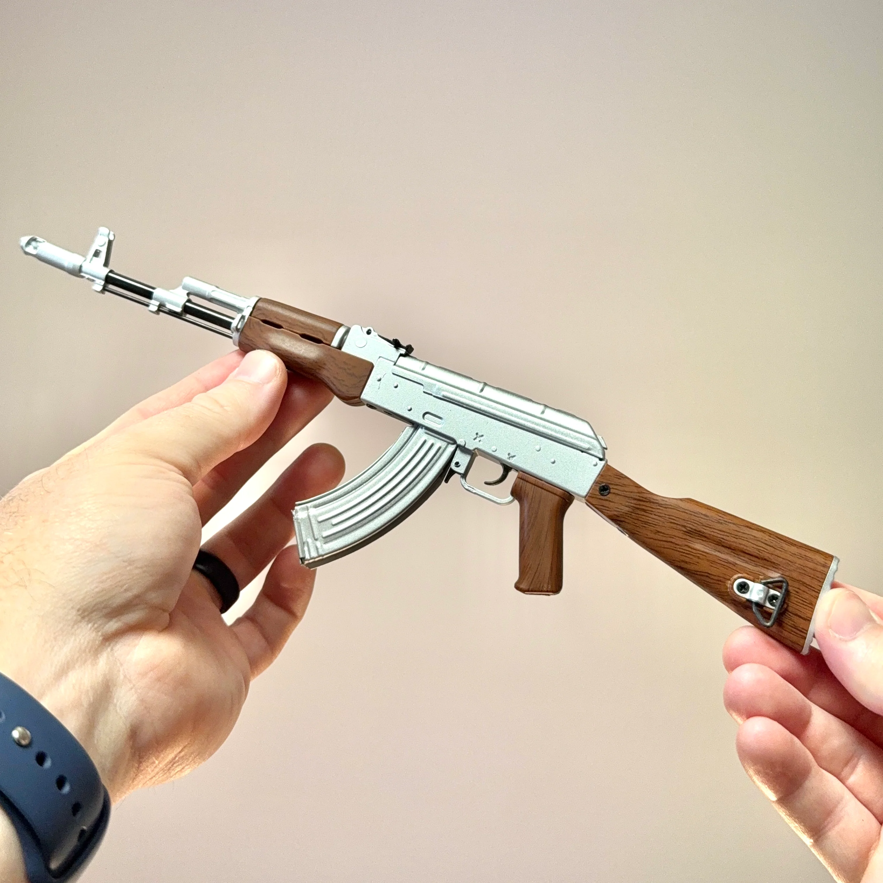 Silver AK-47 Limited Edition Model - Image 8